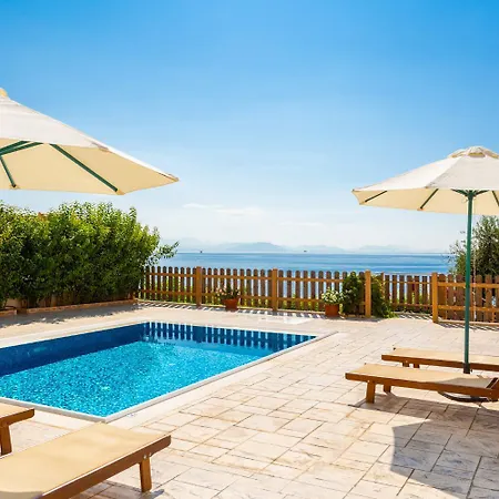 Alya View Villa